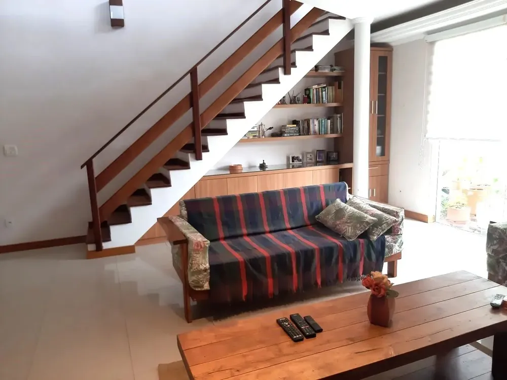 Casa, 3 quartos, 230 m² - Foto 4