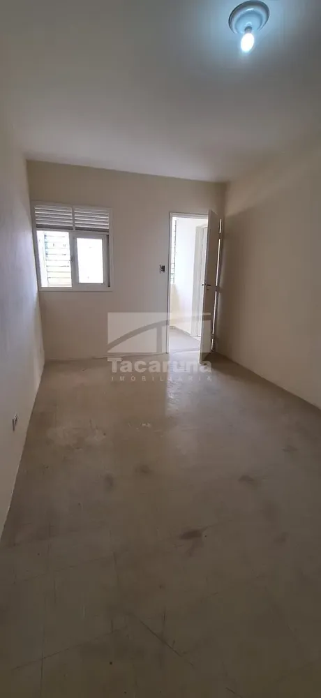 Casa, 3 quartos, 168 m² - Foto 2