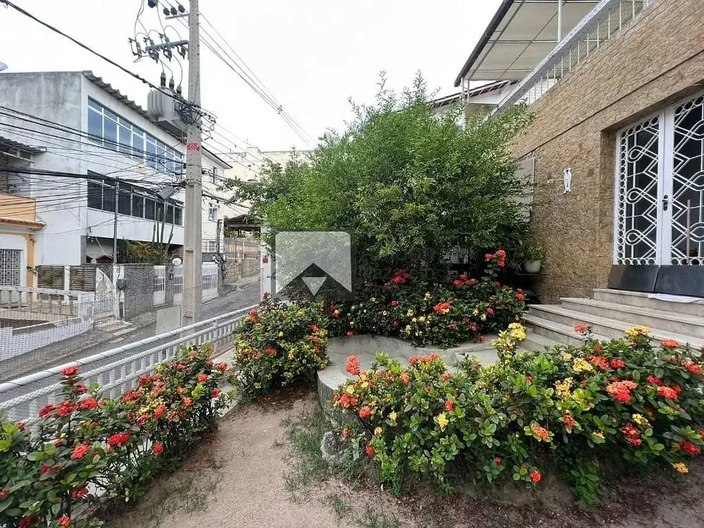 Casa, 4 quartos, 250 m² - Foto 3