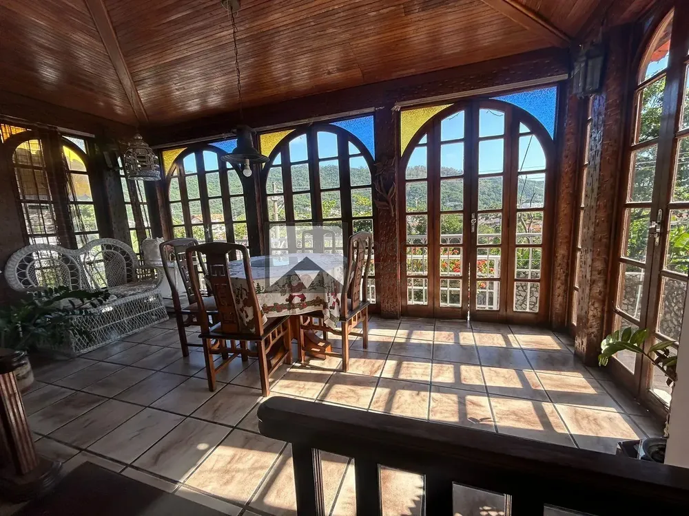 Casa, 3 quartos, 350 m² - Foto 1