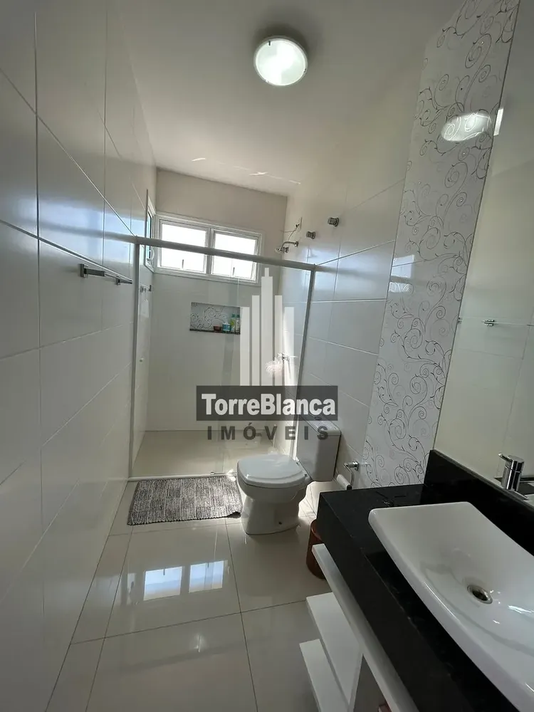 Sobrado, 3 quartos, 373 m² - Foto 1