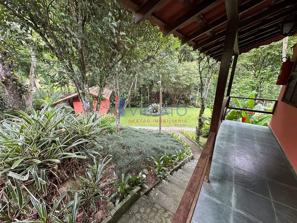 Chácara, 9 quartos, 2400 m² - Foto 12