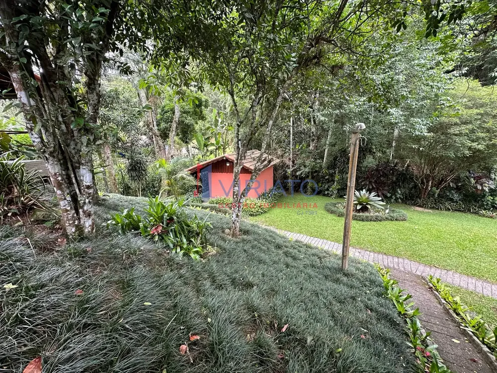 Chácara, 9 quartos, 2400 m² - Foto 11