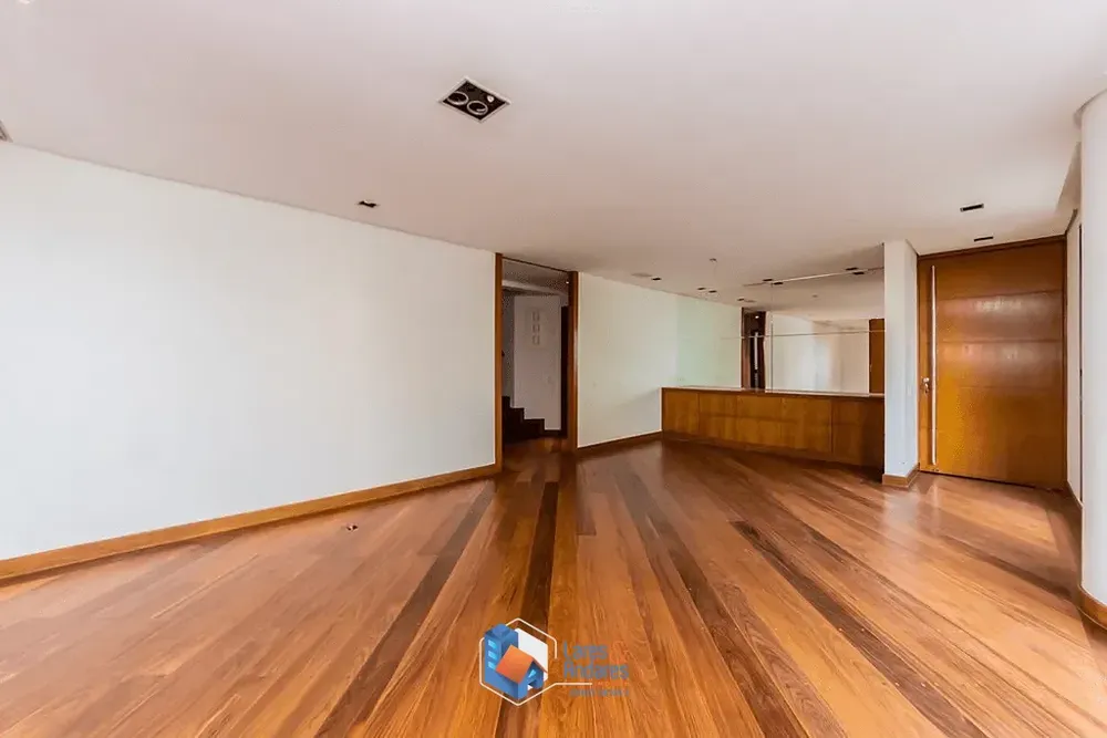 Apartamento, 3 quartos, 198 m² - Foto 1
