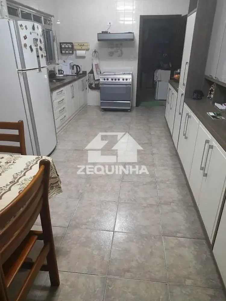 Casa, 3 quartos, 159 m² - Foto 3