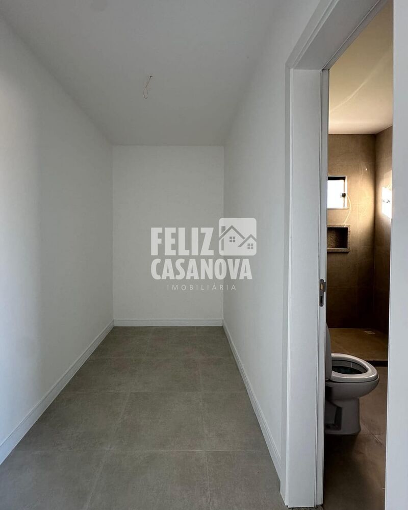 Casa à venda com 3 quartos, 165m² - Foto 3