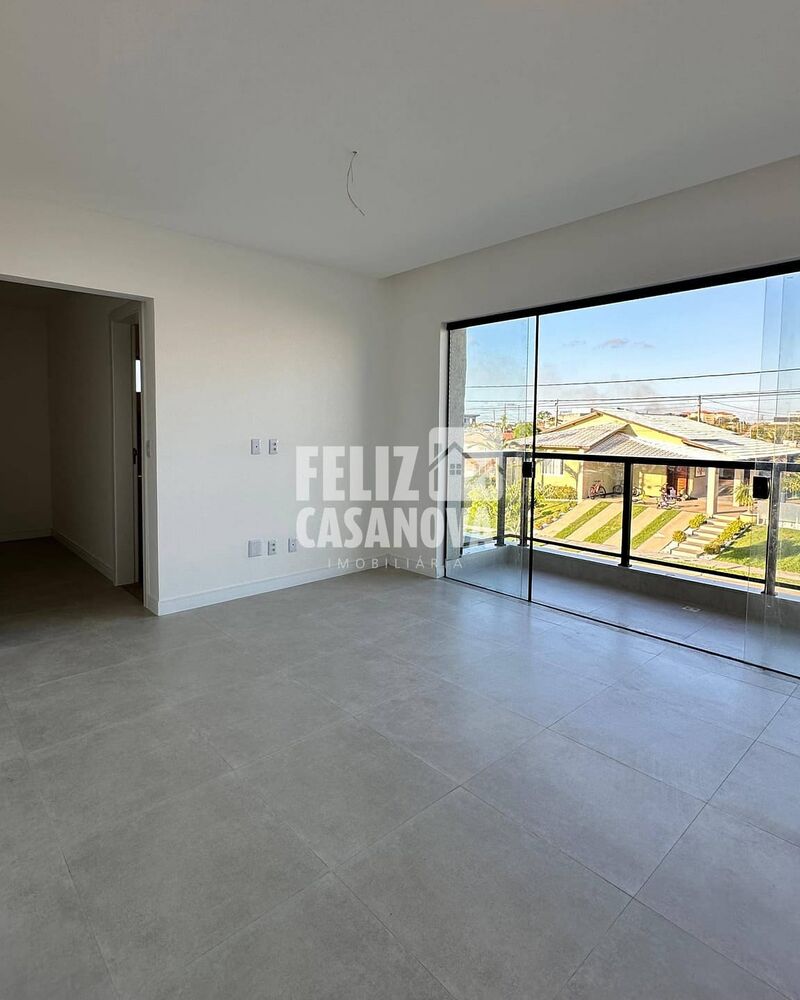 Casa à venda com 3 quartos, 165m² - Foto 2