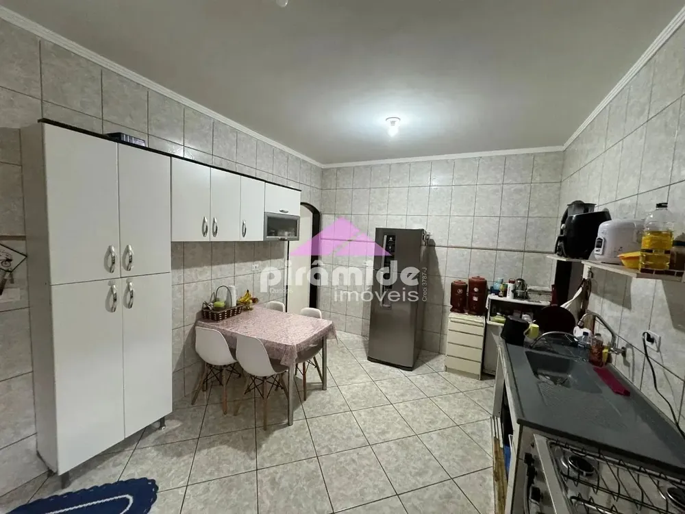 Sobrado, 4 quartos, 132 m² - Foto 1