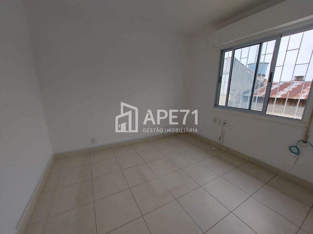 Sobrado à venda e aluguel com 3 quartos, 184m² - Foto 42