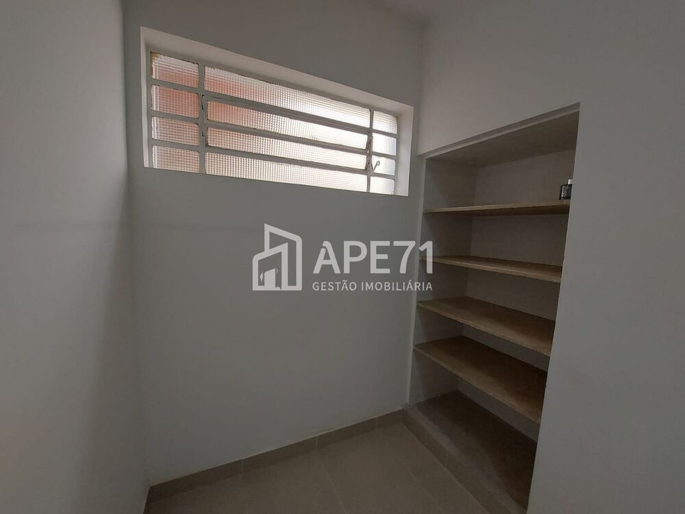 Sobrado à venda e aluguel com 3 quartos, 184m² - Foto 22