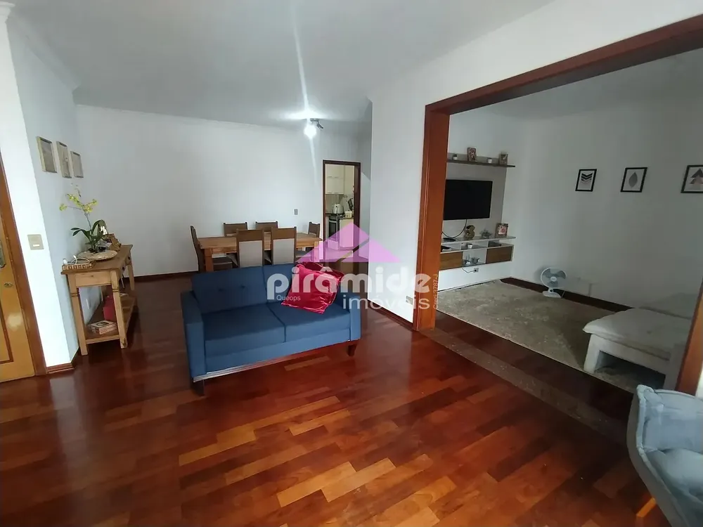 Apartamento, 3 quartos, 131 m² - Foto 1