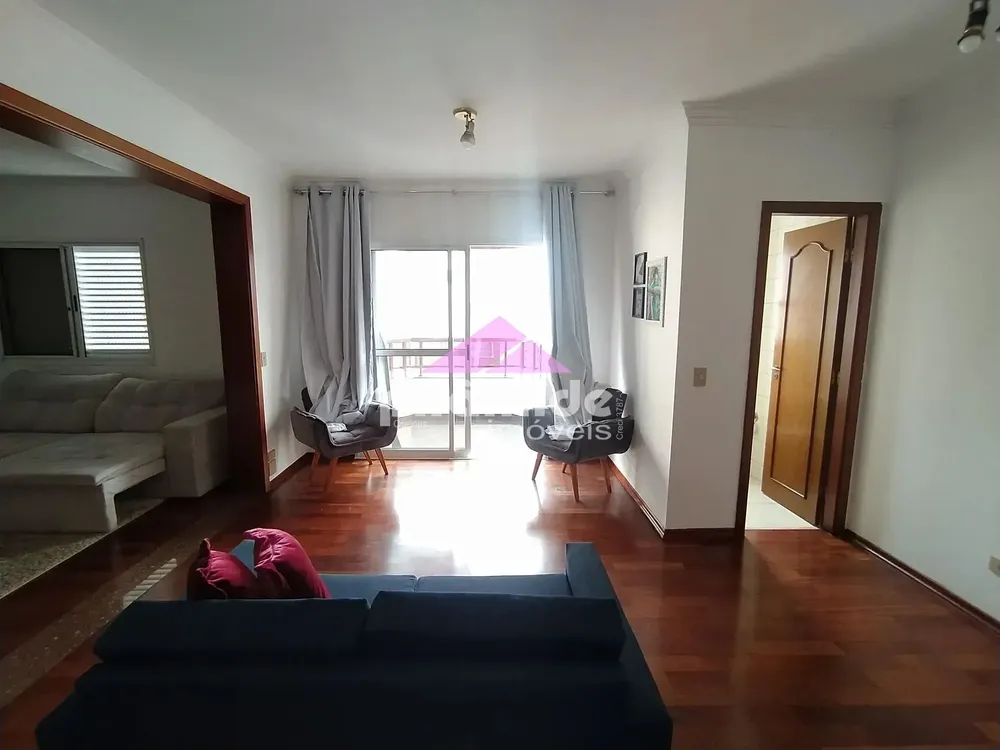 Apartamento, 3 quartos, 131 m² - Foto 2