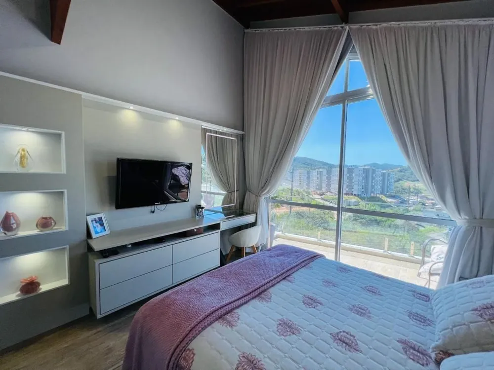 Casa, 3 quartos, 290 m² - Foto 7