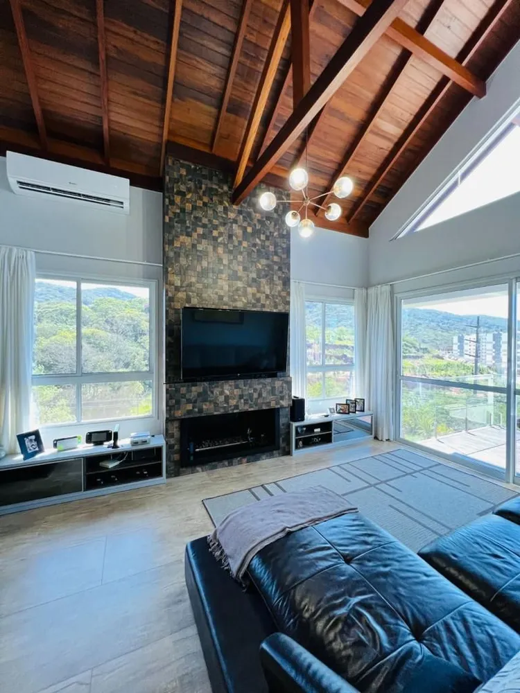 Casa, 3 quartos, 290 m² - Foto 6