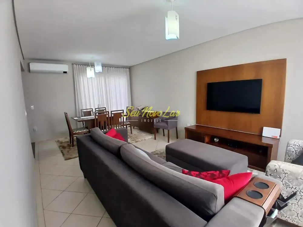 Casa, 4 quartos, 147 m² - Foto 2