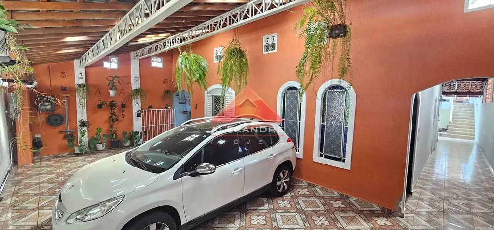 Casa, 3 quartos, 177 m² - Foto 1