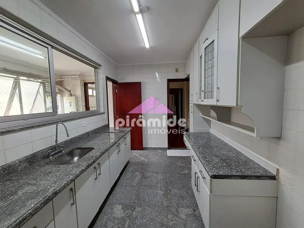 Apartamento, 3 quartos, 128 m² - Foto 2