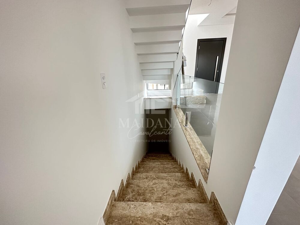 Sobrado à venda com 3 quartos, 167m² - Foto 1