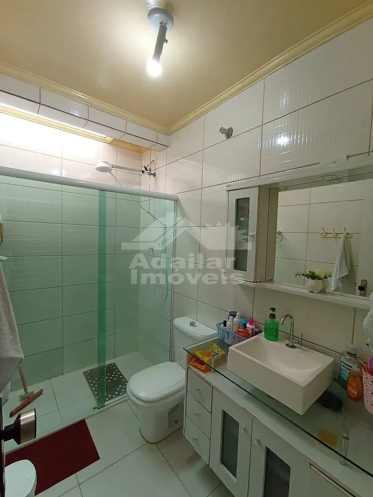 Casa, 4 quartos, 152 m² - Foto 1