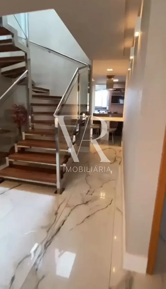 Apartamento, 3 quartos, 222 m² - Foto 2
