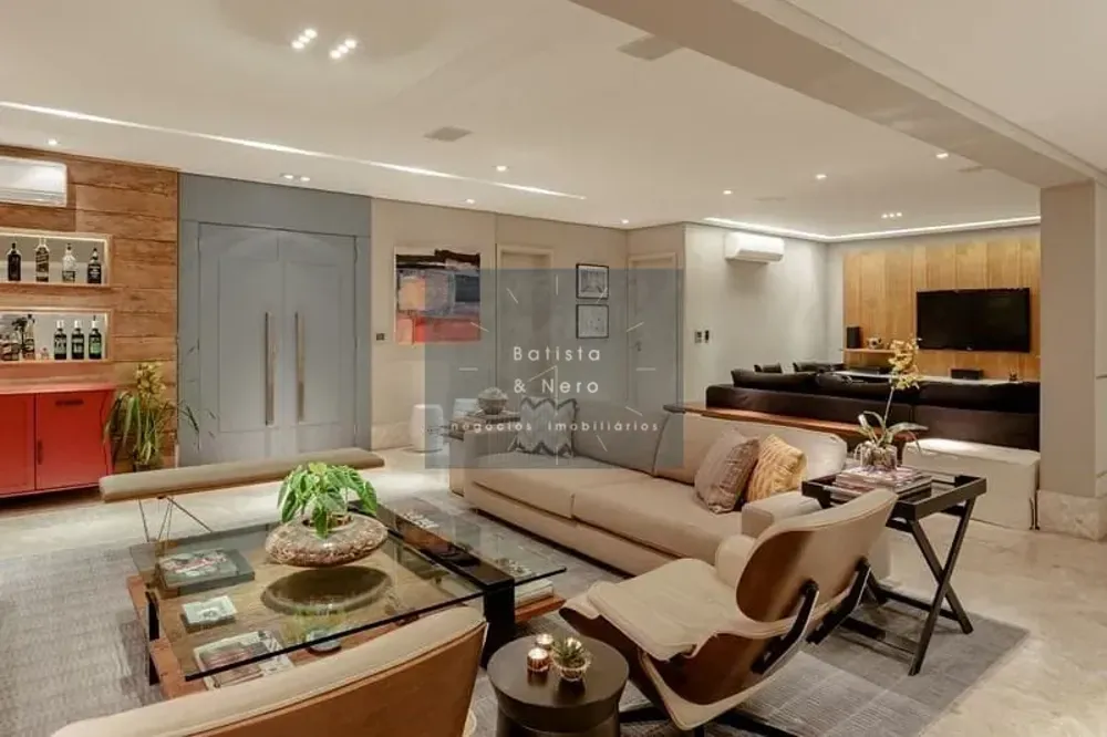 Apartamento, 3 quartos, 211 m² - Foto 1