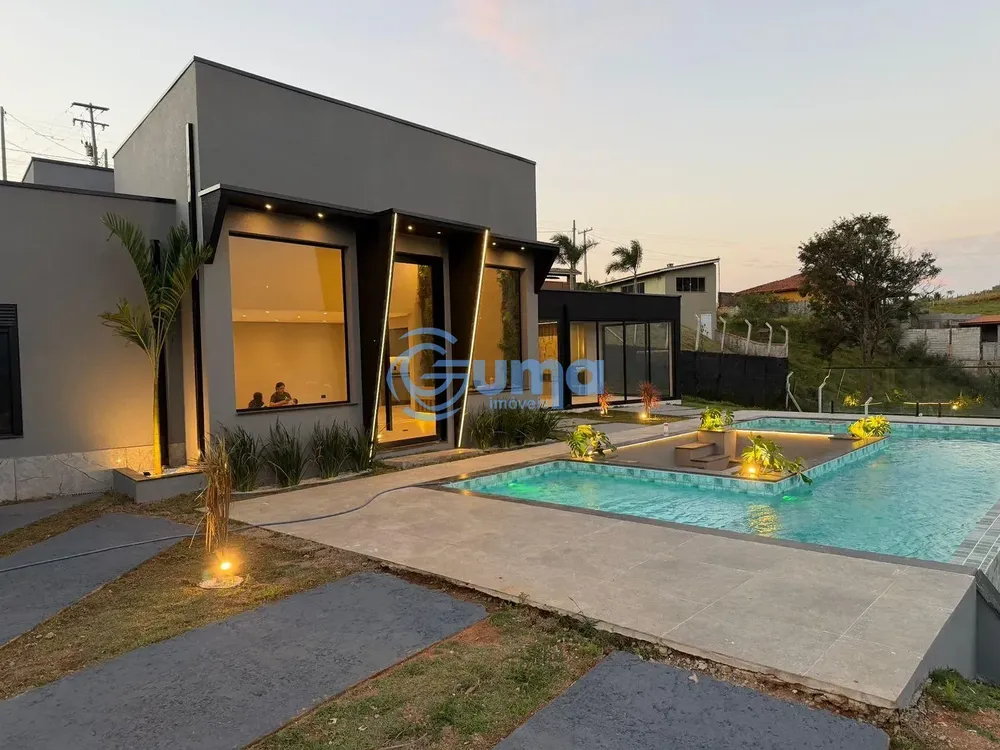 Chácara, 3 quartos, 1280 m² - Foto 1