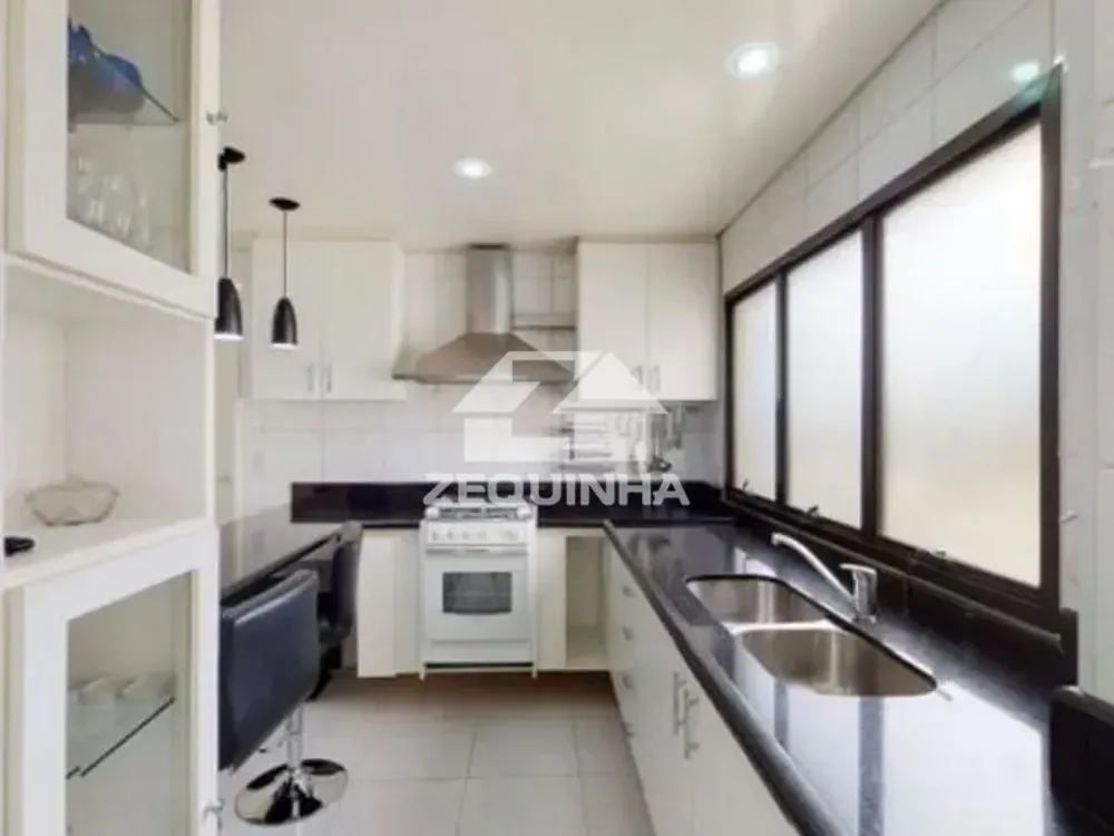 Apartamento, 3 quartos, 198 m² - Foto 2