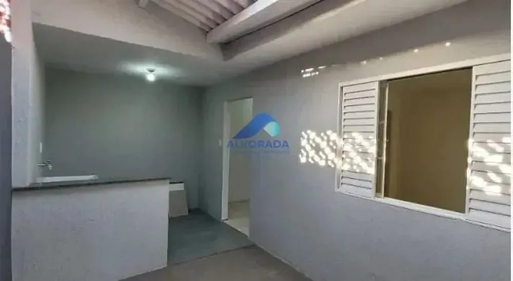 Casa, 2 quartos, 80 m² - Foto 1