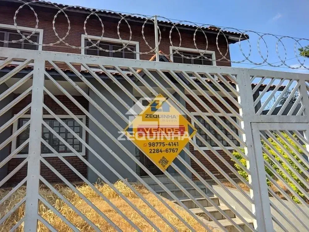 Casa, 4 quartos, 219 m² - Foto 4