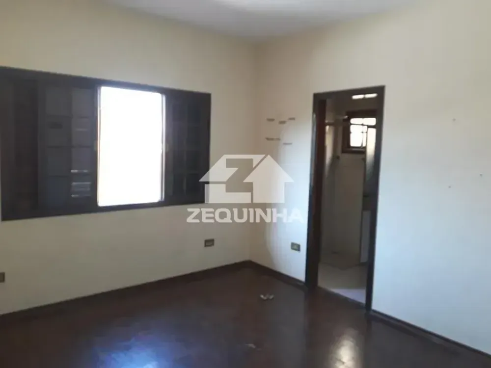 Casa, 4 quartos, 219 m² - Foto 3