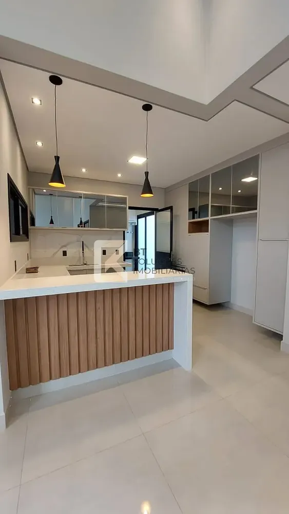 Casa, 3 quartos, 191 m² - Foto 1