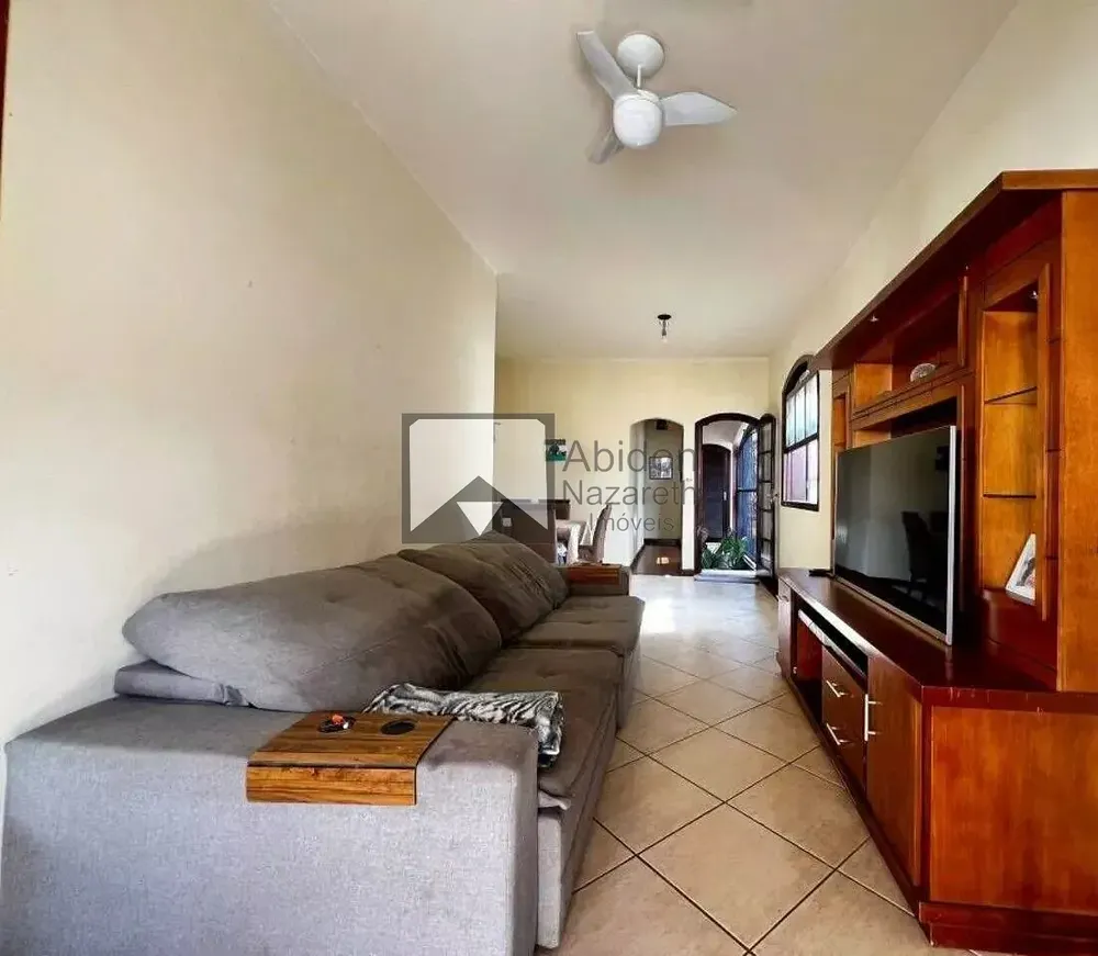 Casa, 3 quartos, 200 m² - Foto 9