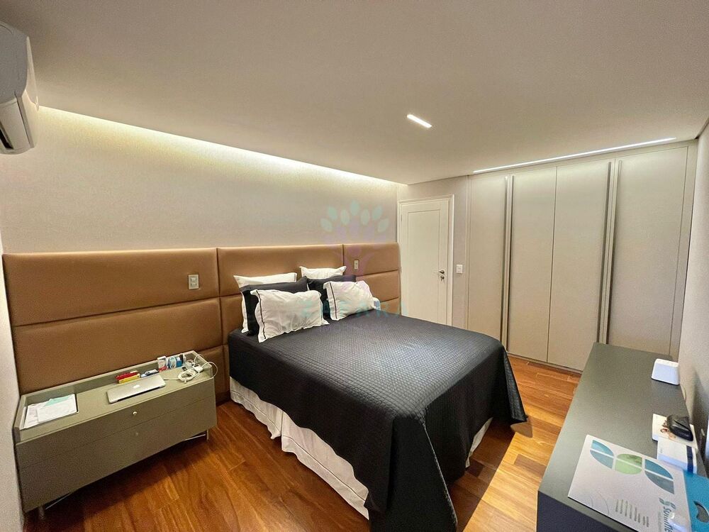Apartamento à venda com 4 quartos, 258m² - Foto 30