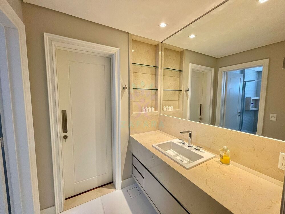Apartamento à venda com 4 quartos, 258m² - Foto 20