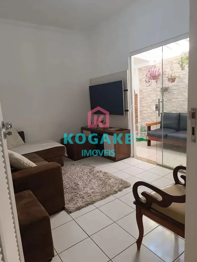 Casa, 3 quartos, 160 m² - Foto 2