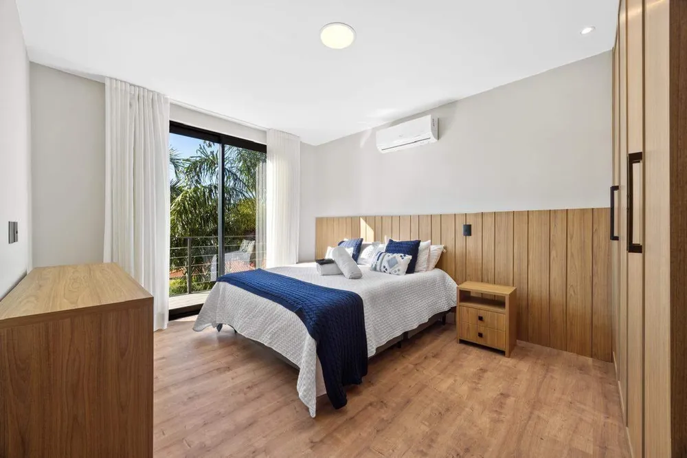 Casa, 6 quartos, 10 m² - Foto 11