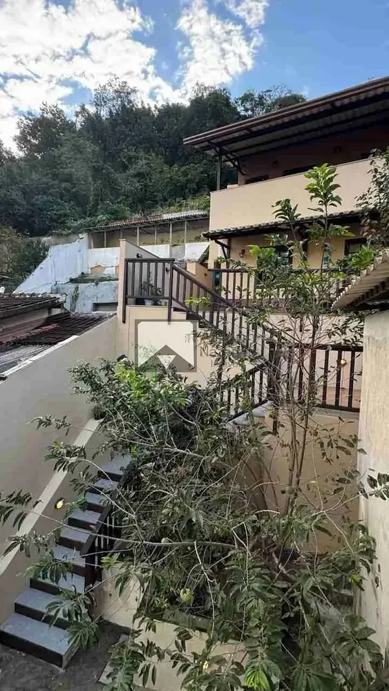 Casa, 4 quartos, 200 m² - Foto 2