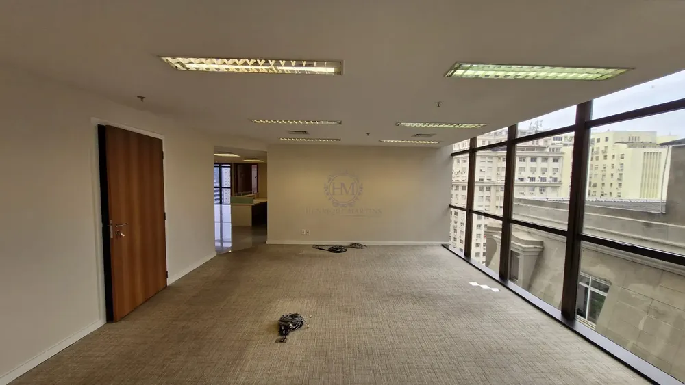 Sala-Conjunto, 321 m² - Foto 1