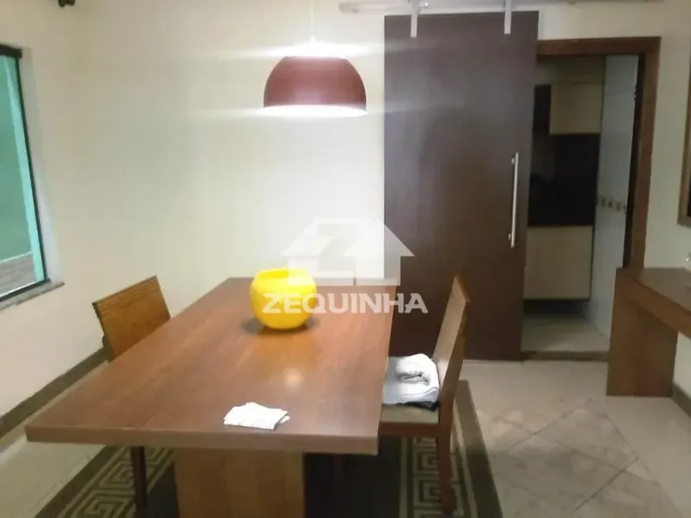 Casa, 3 quartos, 270 m² - Foto 2