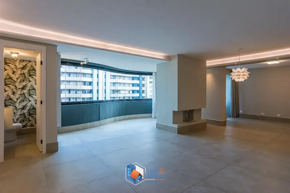 Apartamento, 3 quartos, 159 m² - Foto 1