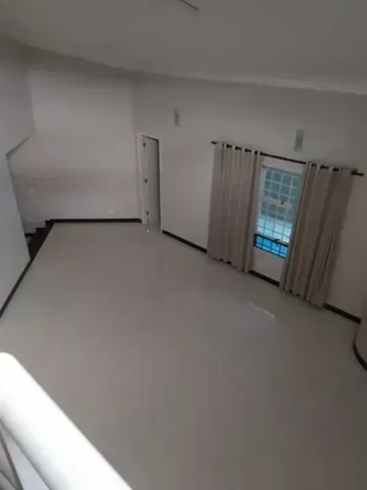 Casa, 5 quartos, 328 m² - Foto 4