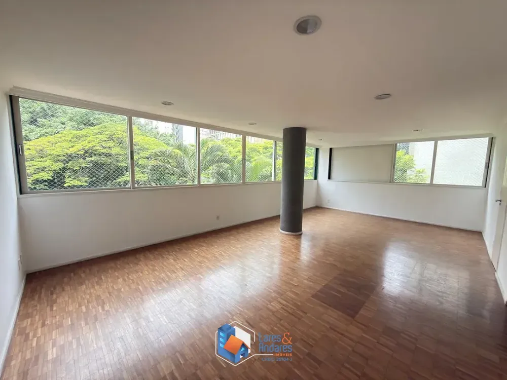 Apartamento, 3 quartos, 160 m² - Foto 1