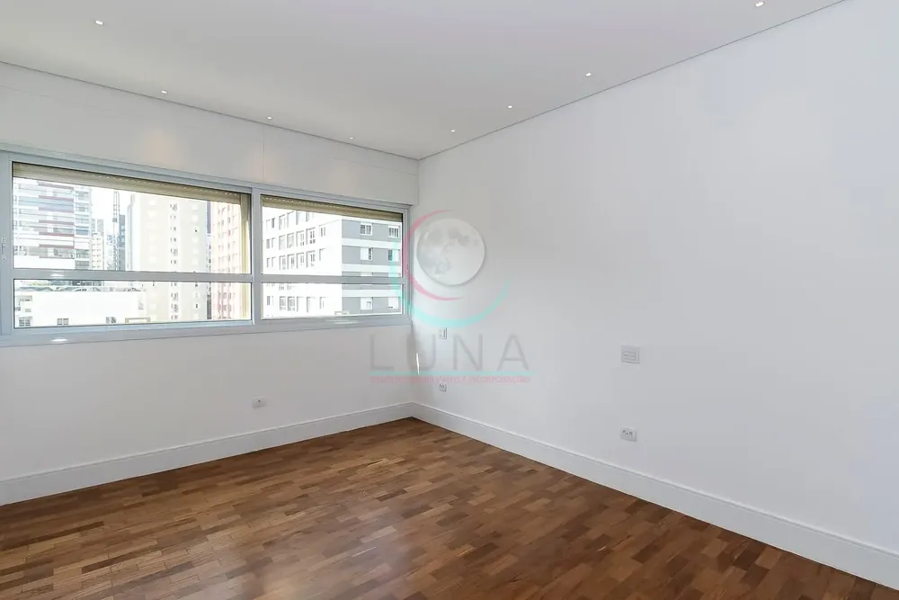 Apartamento, 3 quartos, 213 m² - Foto 2