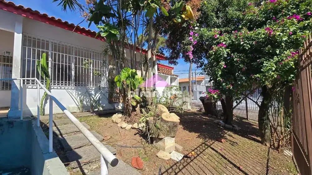 Casa, 3 quartos, 191 m² - Foto 1