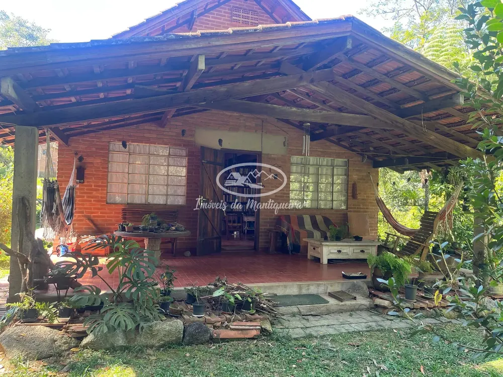 Casa, 5 quartos, 186 m² - Foto 1