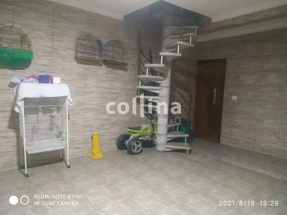 Sobrado, 3 quartos, 218 m² - Foto 3