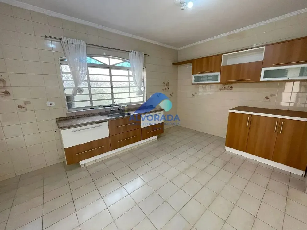 Sobrado, 4 quartos, 227 m² - Foto 1