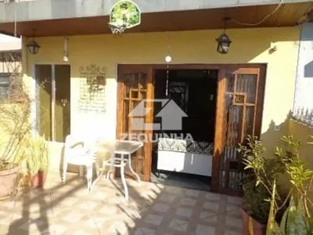 Casa, 3 quartos, 146 m² - Foto 1