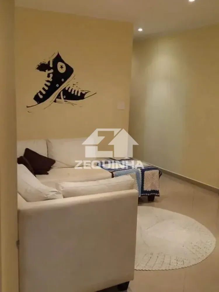 Casa, 3 quartos, 260 m² - Foto 1