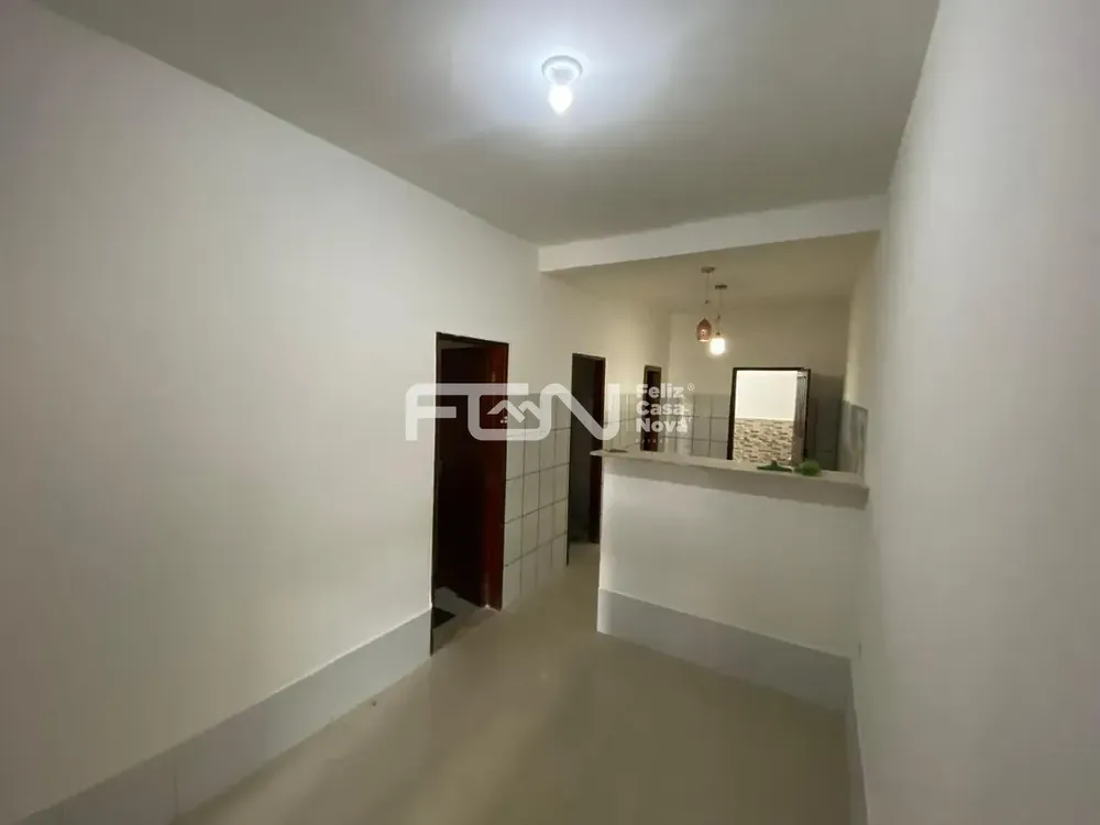 Casa, 2 quartos, 70 m² - Foto 2